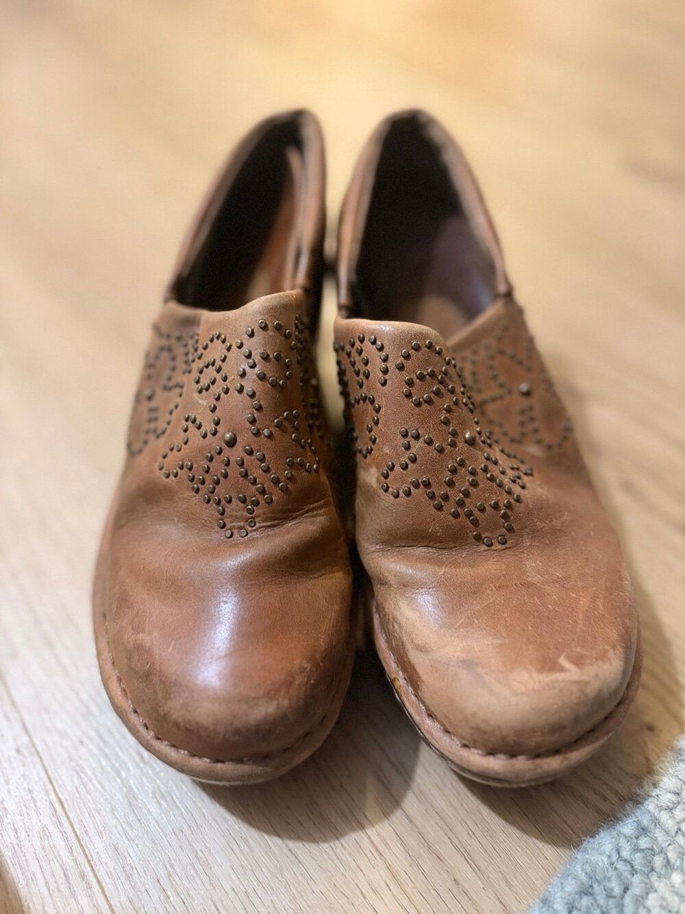 Retro Vintage Style Ariat Santa Cruz Western Cowboy Studded Leather Clogs Brown